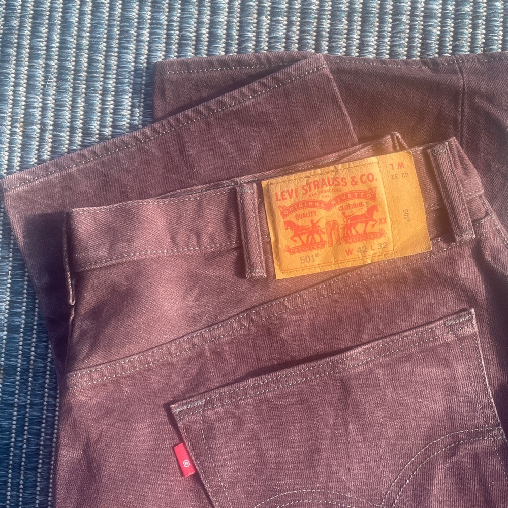 Levis 501 42/32 Purple Excellent condition.